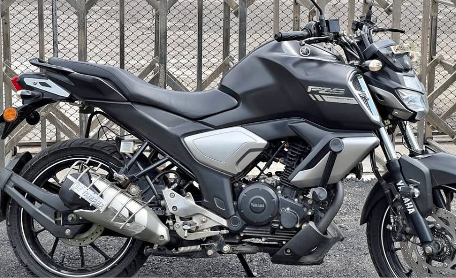 Yamaha FZS V3 2024 BS4 - 14500 KM