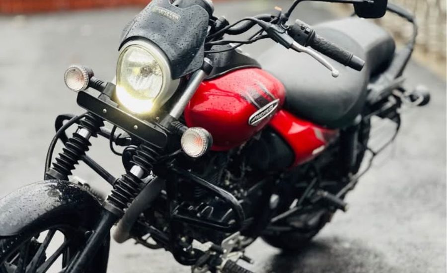 Bajaj Avenger Street 160 ABS 2021 - 18000 KM